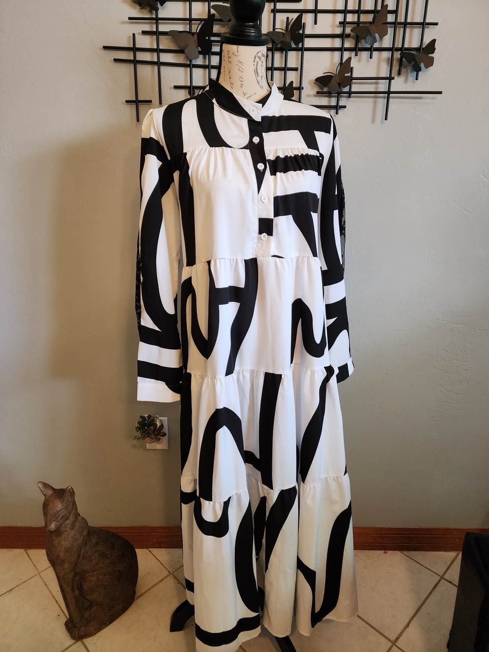 Luxe Moda Black & White Graphic Tiered Maxi Dress